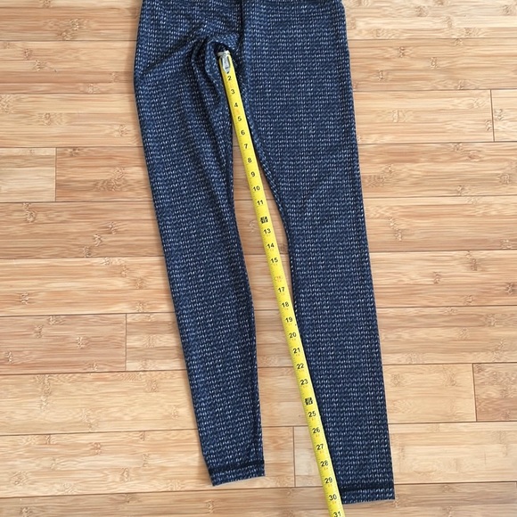Lululemon Wunder Under Leggings - Picture 7 of 13